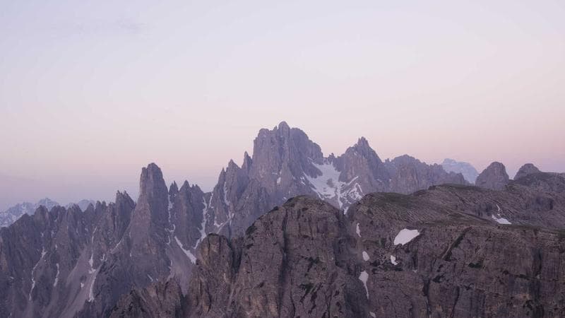 Bridgerton, Les Lionnes, Strip Law&amp;#8230; toutes les s&eacute;ries qui arrivent sur Netflix en f&eacute;vrier 2026