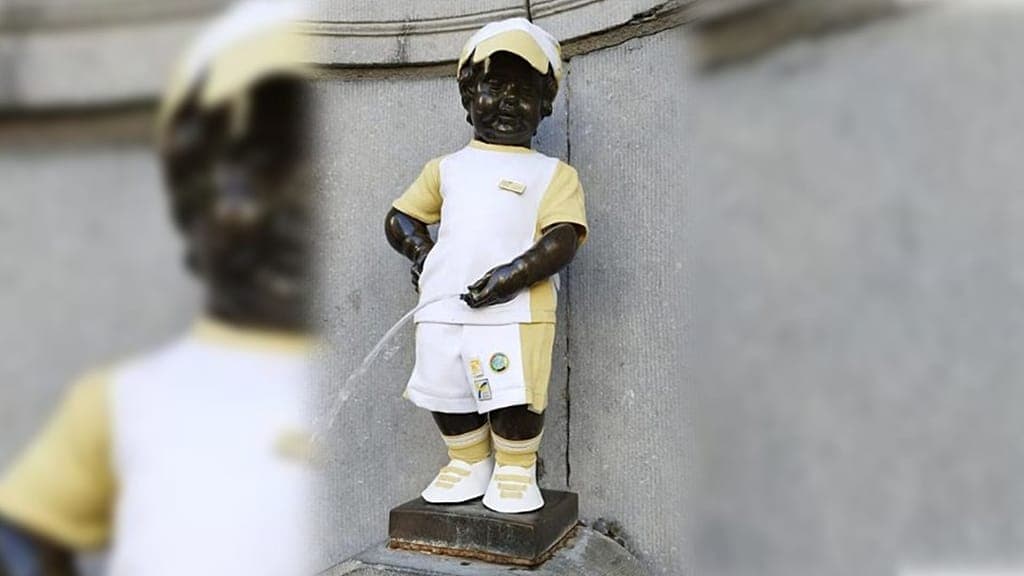 Le Manneken-Pis de Bruxelles se met au sport