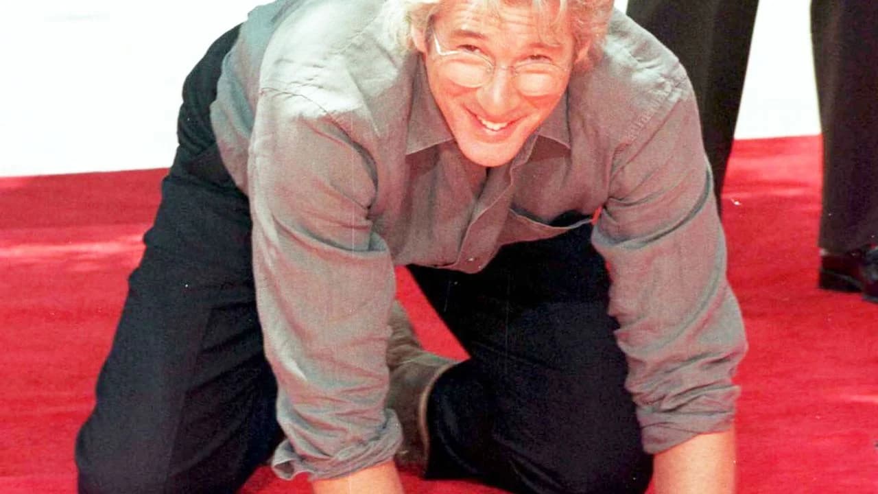 "Je suis tombé à genoux devant lui et je l'ai supplié" : depuis 30 ans, Richard Gere rêve de travailler avec ce célèbre réalisateur