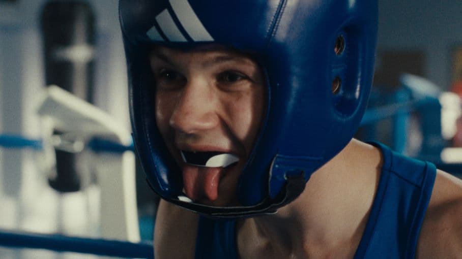 "La Danse des renards" : Samuel Kircher éblouissant dans un film sur la vie bouleversée d'un jeune boxeur après un accident