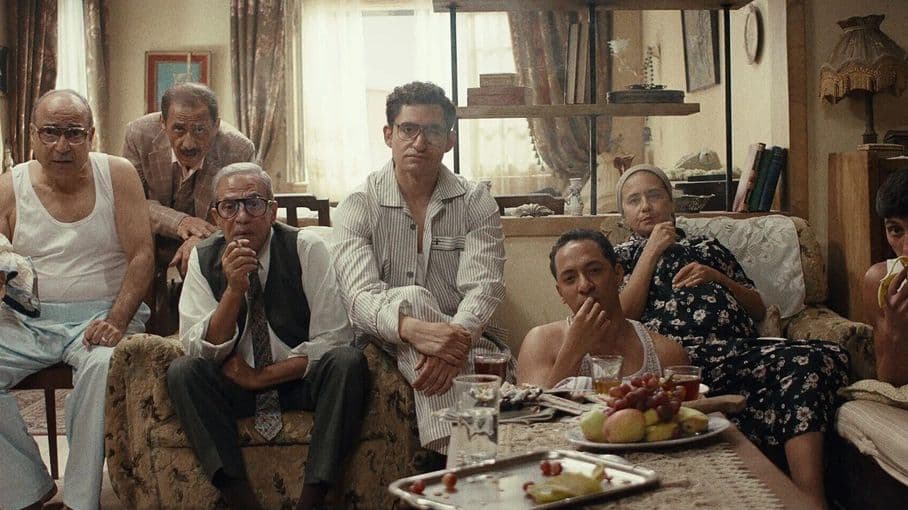 "Notre histoire - Chroniques du Caire" : Abu Bakr Shawky signe un somptueux film qui mêle une romance avec le quotidien d'une famille cairote et le portrait politique de l'Egypte des années 1970-1980