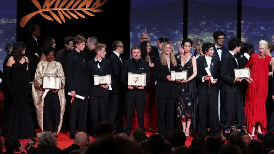 La Palme d'or pour "Fjord", le Grand Prix pour "Minotaure", "Notre salut" distingué pour son scénario... Le palmarès du Festival de Cannes 2026 célèbre un cinéma audacieux et politique