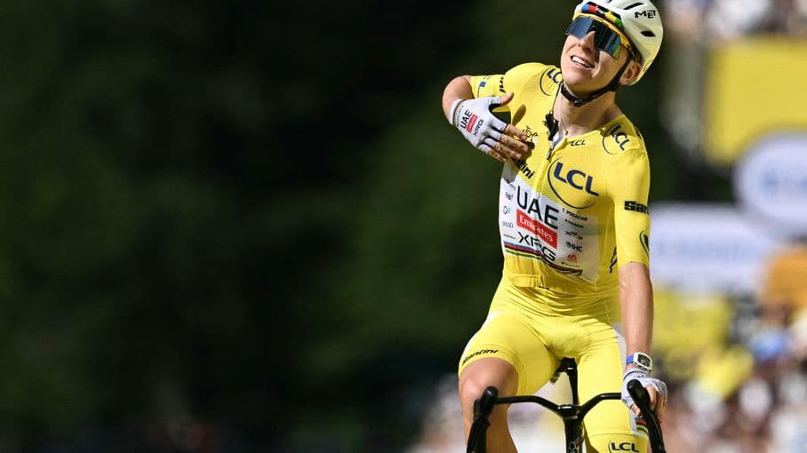 Revivez la victoire de Tadej Pogacar au Lioran, Paul Seixas termine troisième de la 10e étape du Tour de France