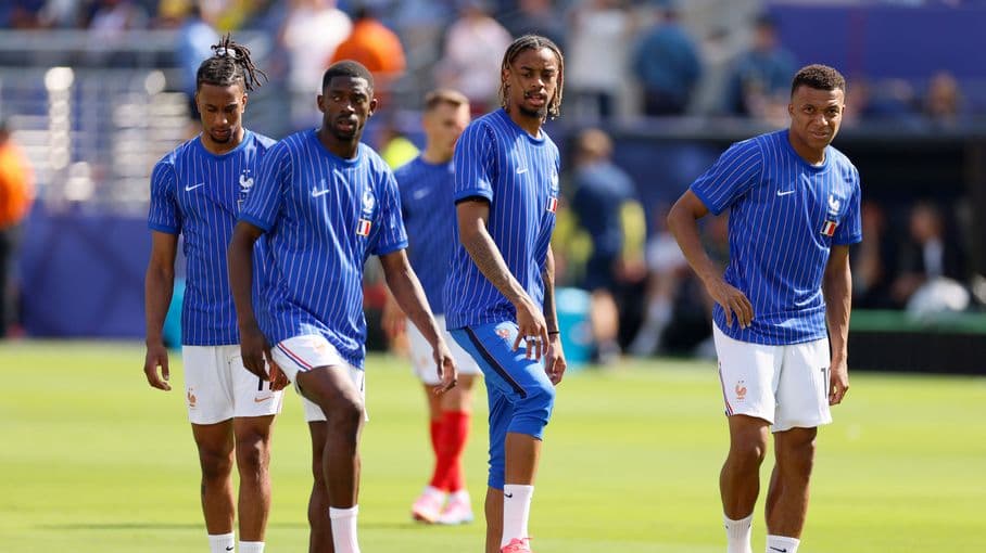 "On arrive méchants" : le nouveau slogan des joueurs de l'équipe de France à la Coupe du monde