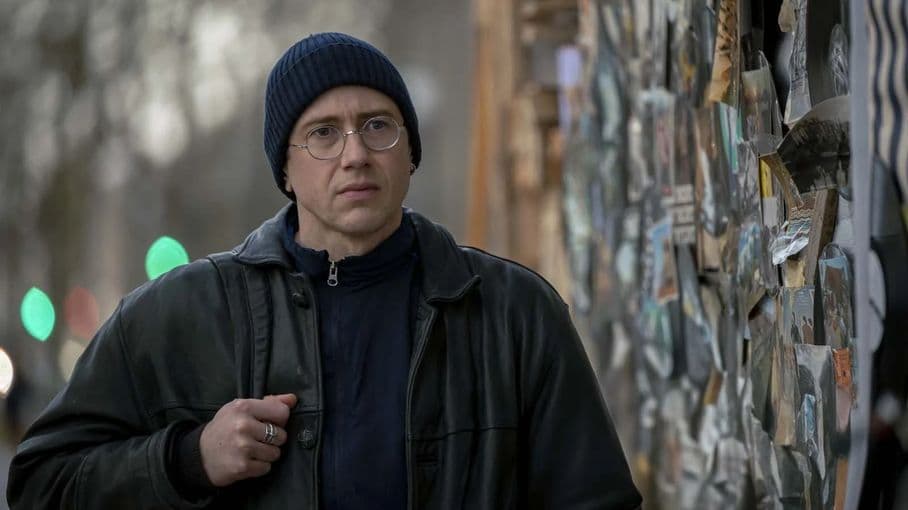"À pied d'œuvre" : Bastien Bouillon écrivain "inaccessible au découragement" dans un film de Valérie Donzelli sur la condition d'artiste
