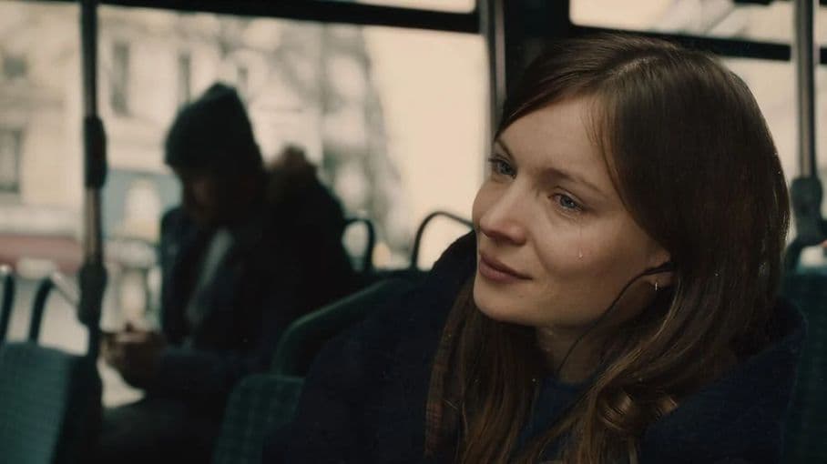 "Louise" : un premier long-métrage bouleversant sur la quête d'identité