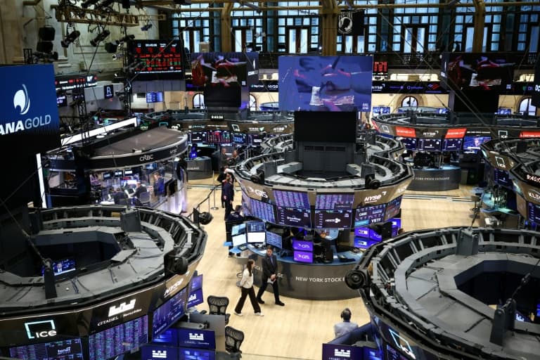 Wall Street joue la carte de la prudence